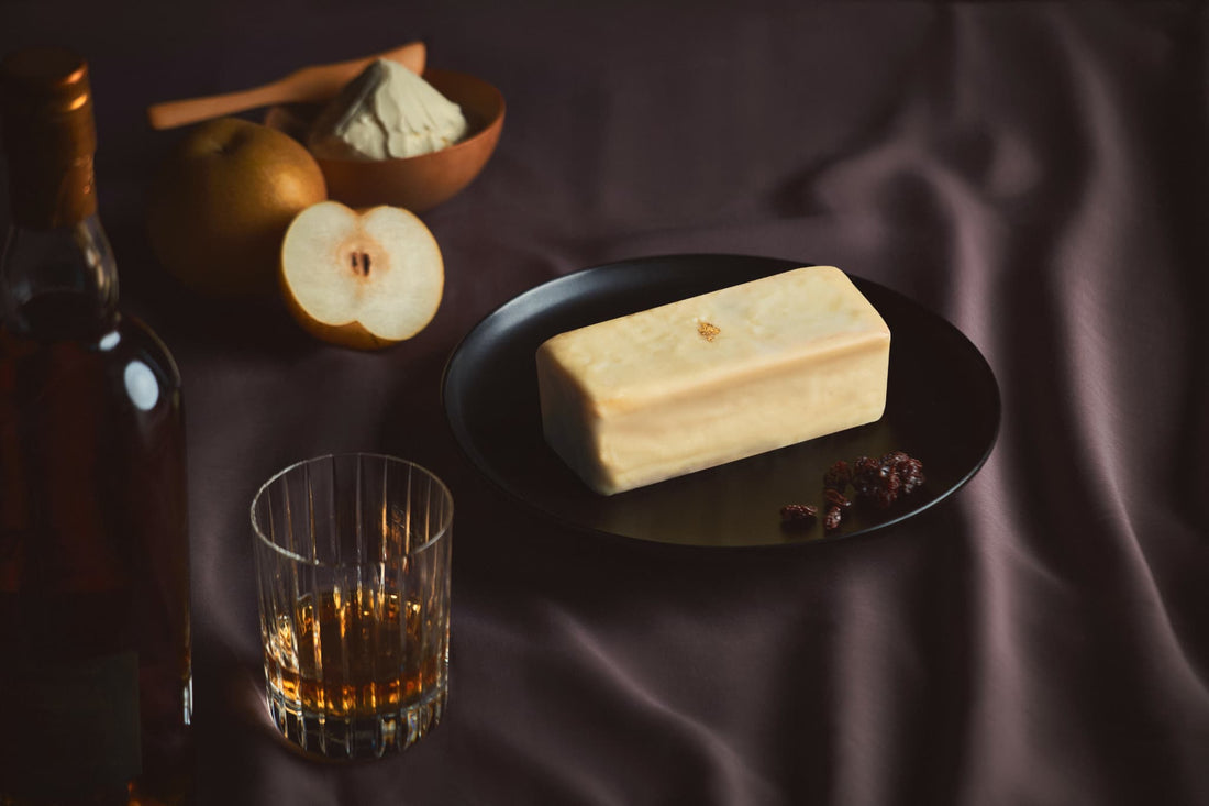 【秋季限定】F CHOCOLATから旬の梨と干し葡萄を合わせたチーズテリーヌが登場！「ラム酒香る和梨のチーズテリーヌ」をお届けします。