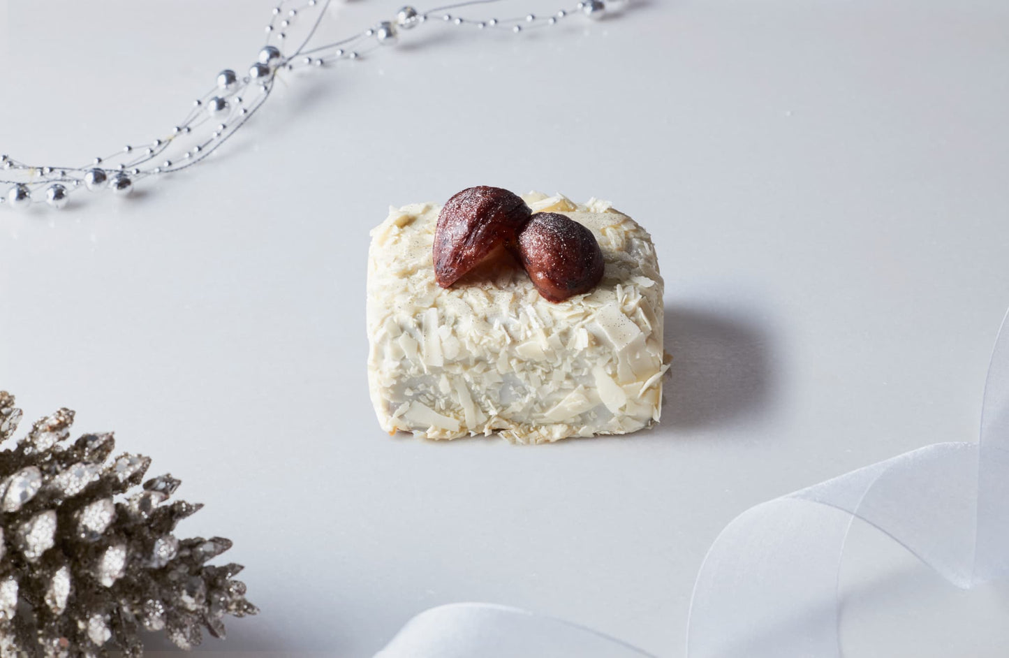 【予約受付中】白雪のマロンテリーヌ　ハーフ